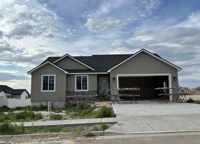 Property at 742 Rustic Rd, Pocatello, ID 83201, 3 beds, 2 baths