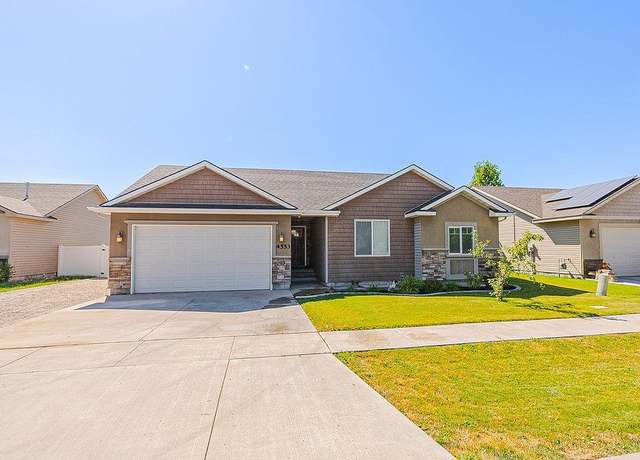 Property at 4553 Independence Ave, Chubbuck, ID 83202, 5 beds, 3 baths