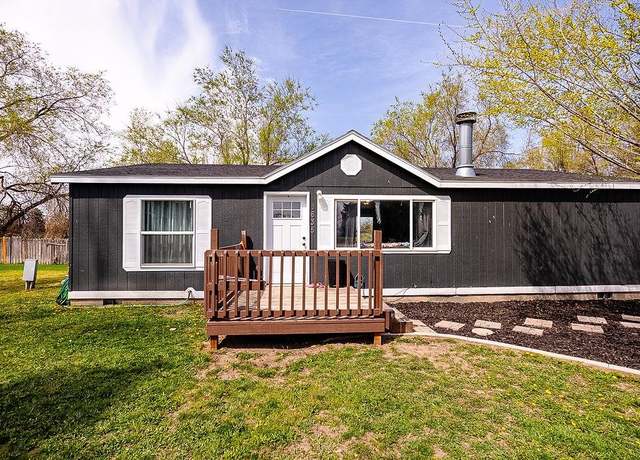 Property at 1635 Highland Dr, Blackfoot, ID 83221, 3 beds, 2 baths