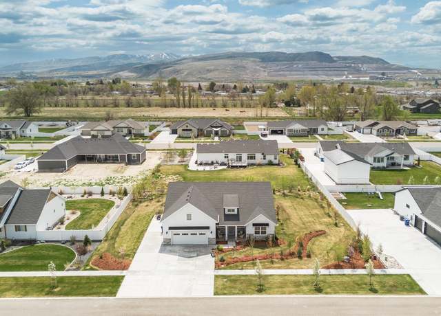 Property at 14861 Berkshire Ave, Pocatello, ID 83202, 3 beds, 2 baths
