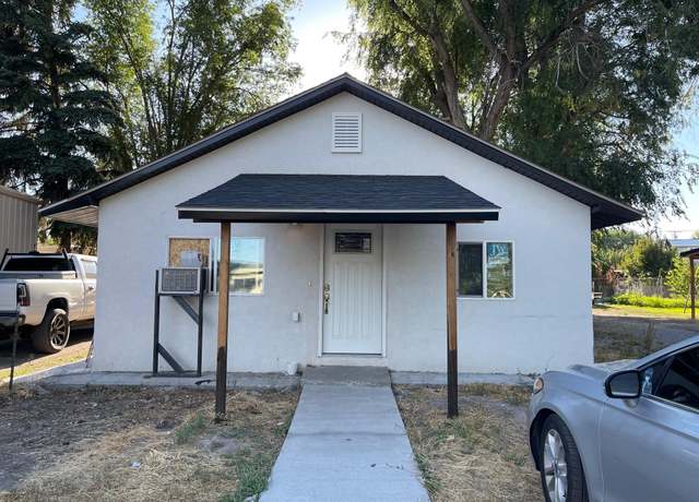 Property at 134 Golden St, Blackfoot, ID 83221, 2 beds, 1 bath