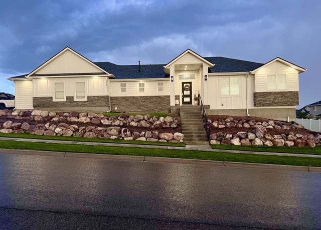 Property at 3163 Owyhee St, Pocatello, ID 83201, 5 beds, 3 baths
