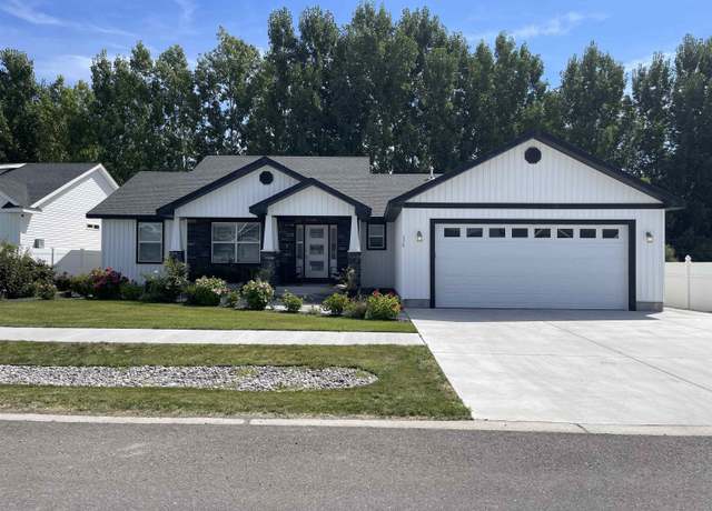 Property at 1170 Plains Dr, Blackfoot, ID 83221, 3 beds, 2 baths