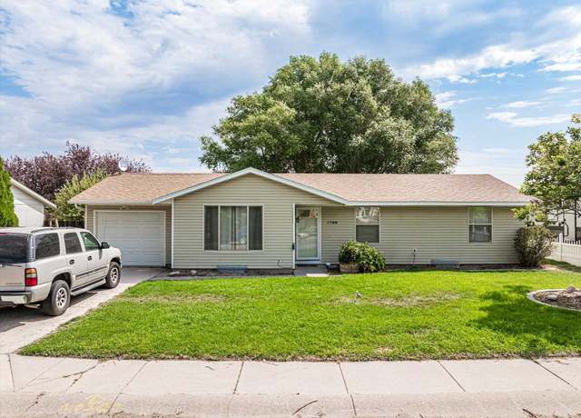 Property at 5798 Moses, Chubbuck, ID 83202, 5 beds, 2 baths