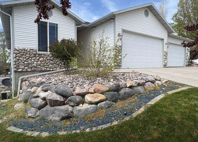 Property at 2946 Birdie Thompson Unit 2946 Birdie Thompson, Pocatello, ID 83201, 5 beds, 3 baths