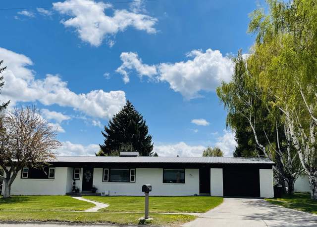 Property at 251 W 2nd South, Soda Springs, ID 83276, 4 beds, 3 baths