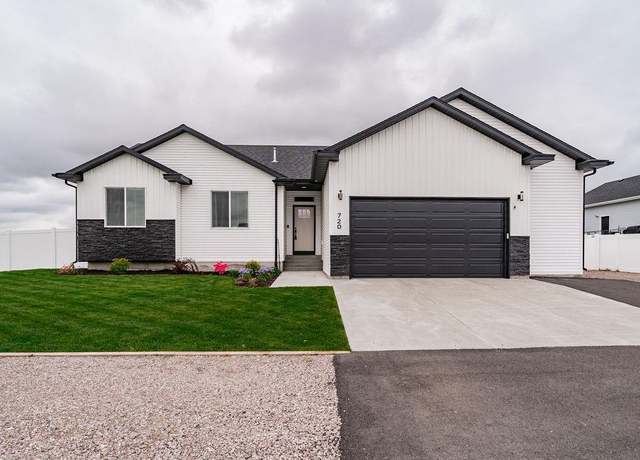 Property at 720 Rustic Rd, Pocatello, ID 83201, 3 beds, 2 baths