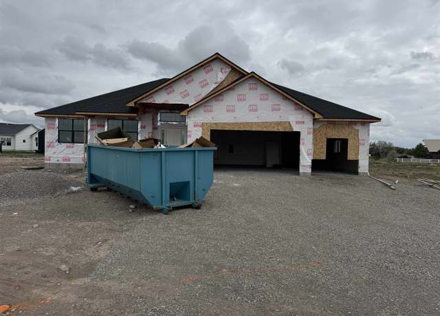 Property at 843 E 1560 N, Shelley, ID 83274, 5 beds, 3 baths