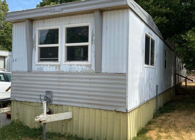 Property at 4530 S 5th Ave Trlr E8, Pocatello, ID 83204, 3 beds, 1 bath