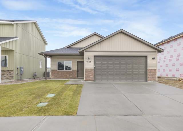 Property at 1801 Brynwood Ave, Chubbuck, ID 83202, 3 beds, 2 baths