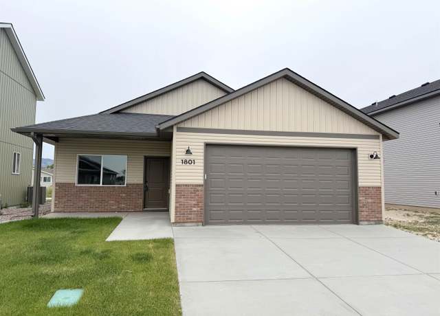 Property at 1801 Brynwood Ave, Chubbuck, ID 83202, 3 beds, 2 baths