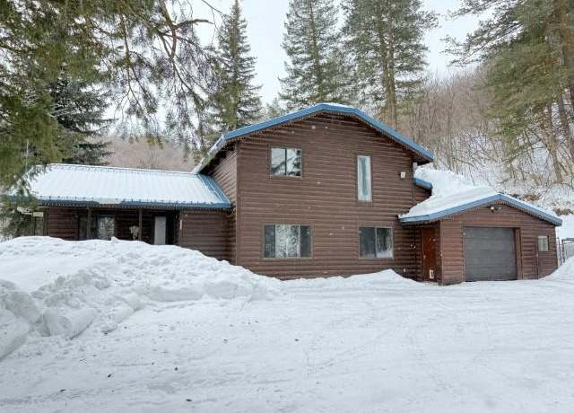 Property at 4955 W Timberline Ln, Pocatello, ID 83201, 3 beds, 1.5 baths