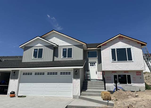 Property at 1852 Brock Dr, Pocatello, ID 83202, 4 beds, 3 baths