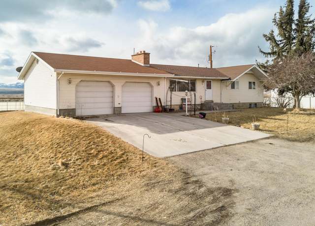 Property at 70 E 3rd St South St, Downey, ID 83234, 5 beds, 3 baths