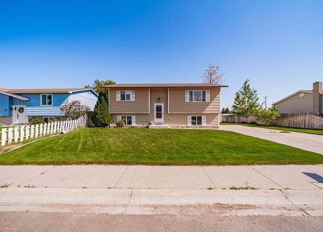 Property at 630 Canal St, Chubbuck, ID 83202, 4 beds, 2 baths