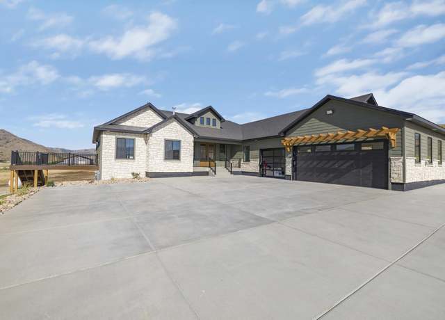Property at 2441 Lee St, Inkom, ID 83245, 5 beds, 4.5 baths