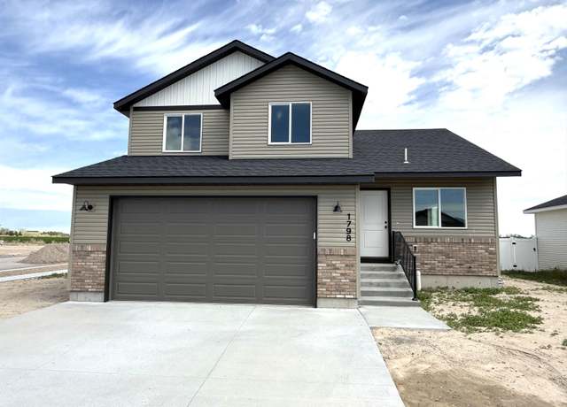 Property at 1798 Brynwood Ave, Chubbuck, ID 83202, 3 beds, 3 baths