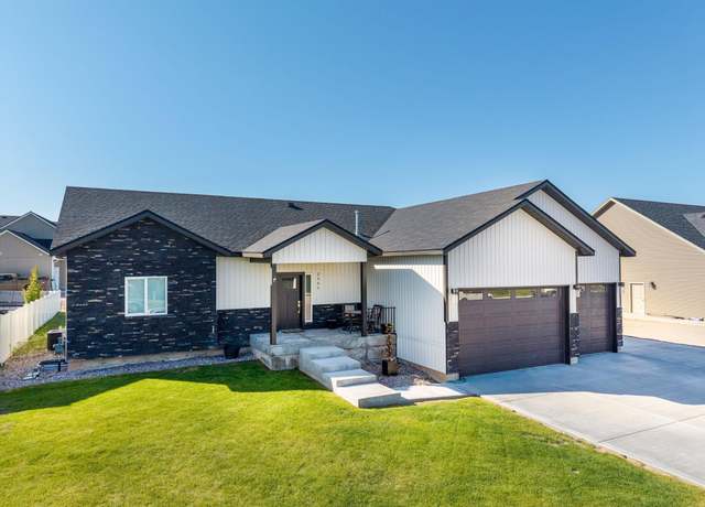 Property at 2303 Siena Dr, Pocatello, ID 83201, 6 beds, 3 baths