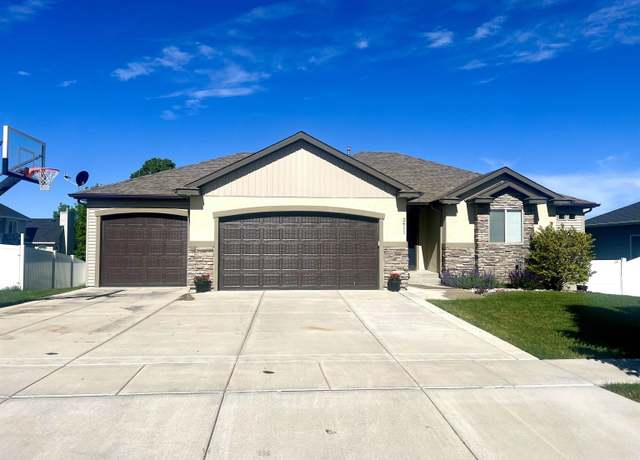 Property at 2411 Andrew St, Pocatello, ID 83201, 5 beds, 3.5 baths