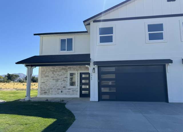Property at 1965 S 1st, Pocatello, ID 83201, 3 beds, 2.5 baths