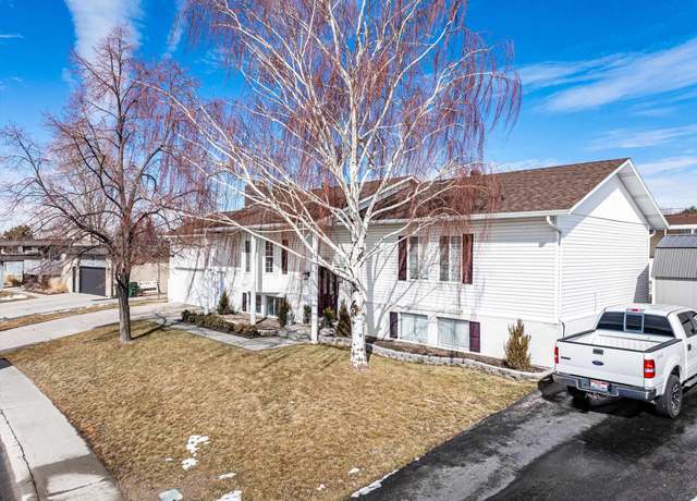 Property at 456 Fairway Dr, Pocatello, ID 83201, 6 beds, 4 baths