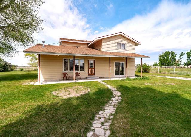 Property at 420 N 400 West, Blackfoot, ID 83221, 3 beds, 1.5 baths
