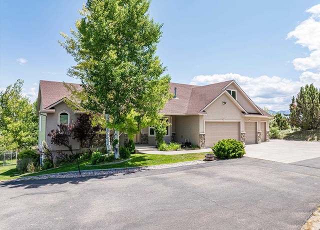 Property at 1975 Arlington Dr, Pocatello, ID 83204, 5 beds, 3.5 baths