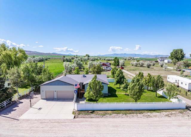 Property at 38 Edmo Road Ext #2, Pocatello, ID 83202, 5 beds, 2.5 baths
