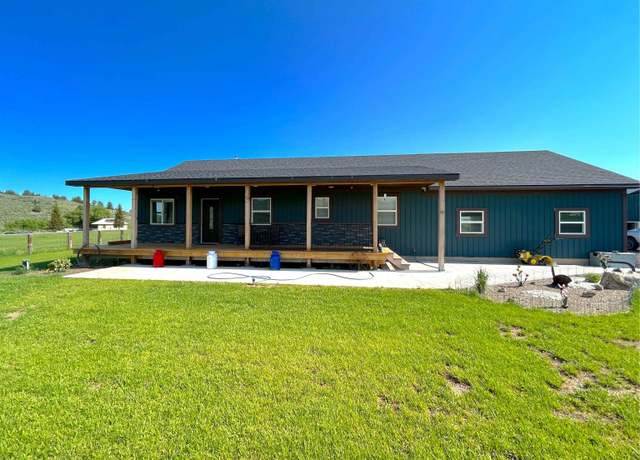 Property at 2862 Moores Ln, Soda Springs, ID 83276, 3 beds, 2 baths