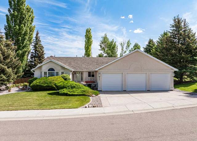 Property at 3600 Augusta Dr, Pocatello, ID 83204, 5 beds, 3 baths