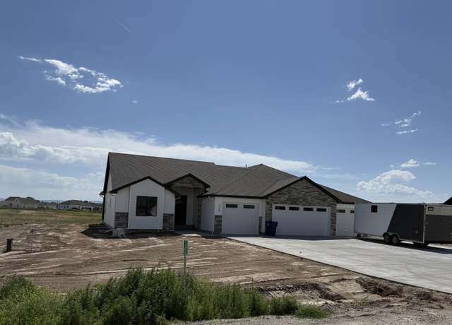 Property at 1569 N 845 E, Shelley, ID 83274, 5 beds, 3.5 baths