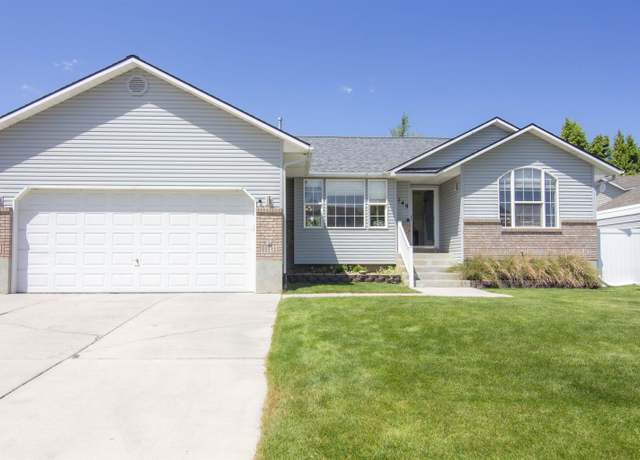 Property at 5149 Leesburg Pl, Pocatello, ID 83202, 5 beds, 3 baths