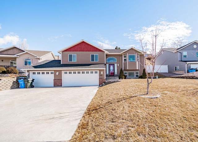 Property at 1208 Wall St, Pocatello, ID 83201, 4 beds, 3 baths