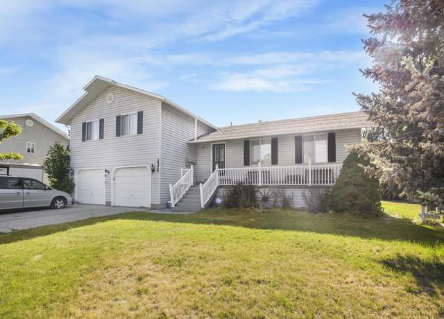 Property at 2375 Clover Ln, Blackfoot, ID 83221, 4 beds, 3.5 baths