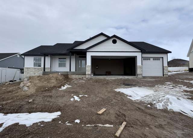 Property at 3162 Dartagnan, Pocatello, ID 83201, 4 beds, 2 baths