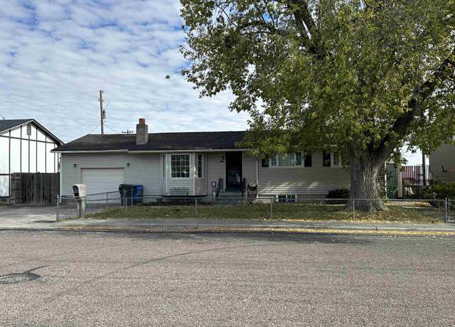 Property at 3982 Teal, Pocatello, ID 83201, 4 beds, 2 baths