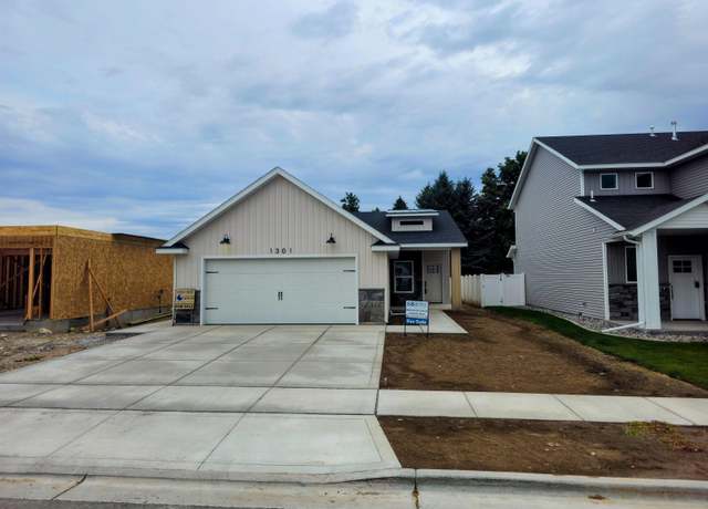 Property at 1301 Troy Ln, Pocatello, ID 83201, 3 beds, 2 baths