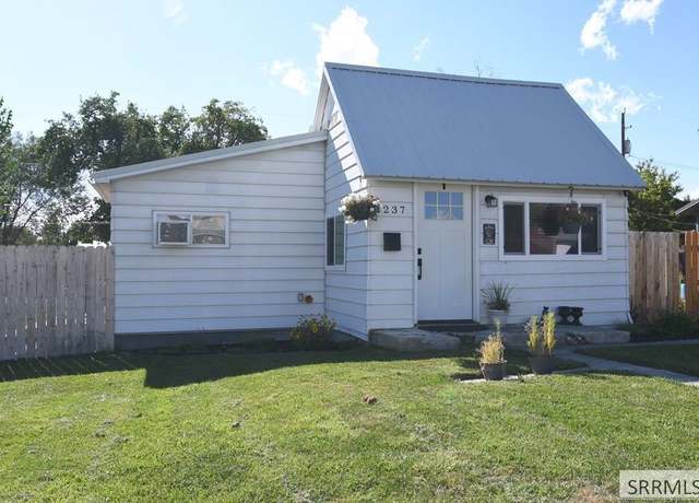 Property at 1237 Blaine Ave, Idaho Falls, ID 83444, 2 beds, 1 bath