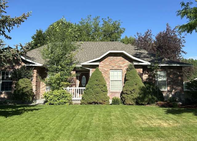 Property at 22 N 100 W, Blackfoot, ID 83221, 4 beds, 2.5 baths
