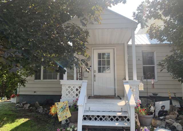Property at 247 Grant St, American Falls, ID 83211, 5 beds, 2 baths