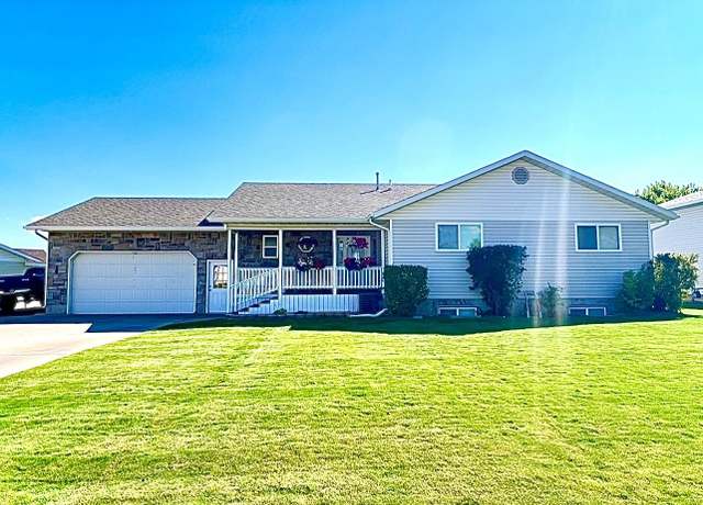 Property at 145 W 4th S, Soda Springs, ID 83276, 6 beds, 4.5 baths