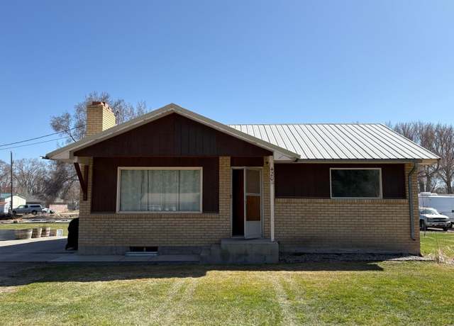Property at 420 E Central Ave, Aberdeen, ID 83210, 5 beds, 2 baths