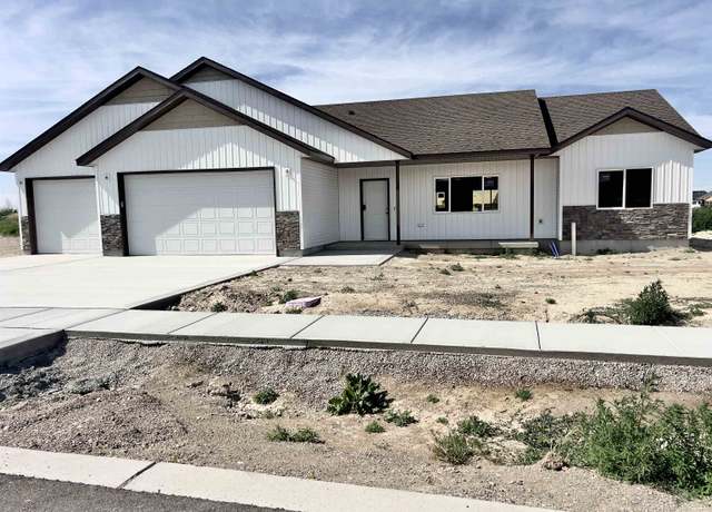 Property at 1180 Alpine Ave, Chubbuck, ID 83202, 3 beds, 2 baths