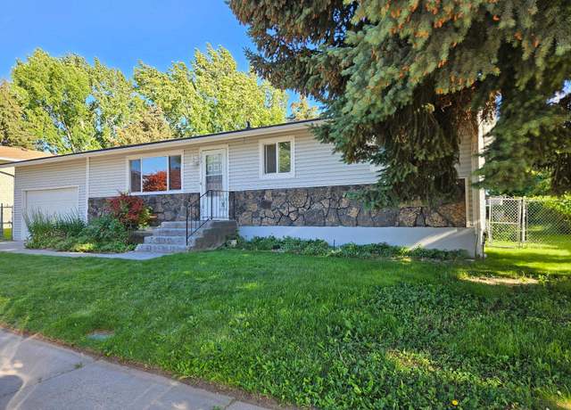Property at 723 Bedford Dr, Pocatello, ID 83202, 3 beds, 2 baths