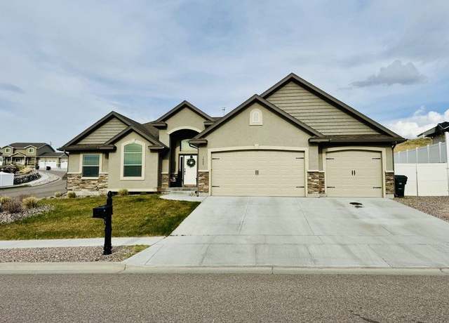 Property at 1000 Dolostone Dr, Pocatello, ID 83201, 6 beds, 3 baths