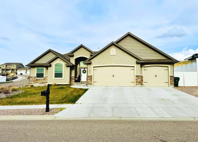 Property at 1000 Dolostone Dr, Pocatello, ID 83201, 6 beds, 3 baths
