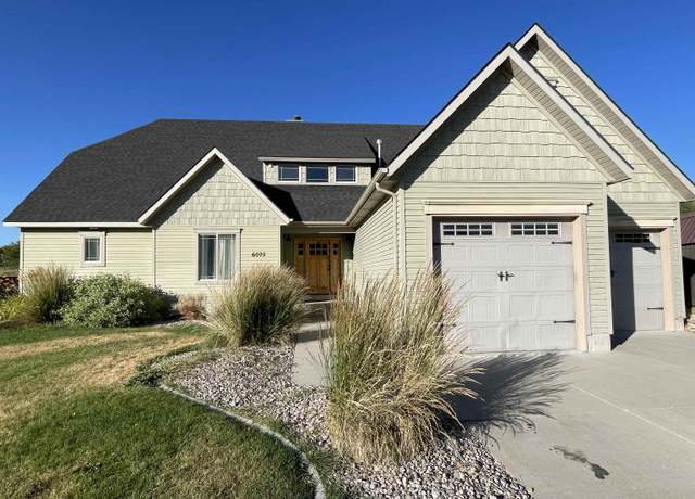 Property at 6075 Arapahoe St, Pocatello, ID 83204, 5 beds, 3.5 baths
