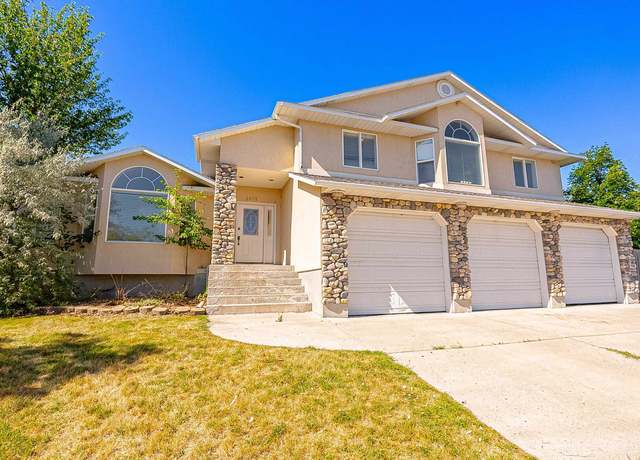 Property at 1675 Foxmore St, Pocatello, ID 83204, 5 beds, 2.5 baths