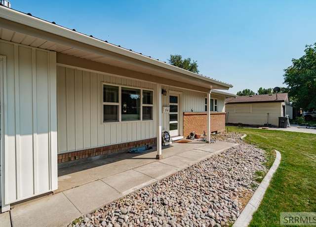 Property at 314 Davidson Dr, Idaho Falls, ID 83401, 3 beds, 2 baths