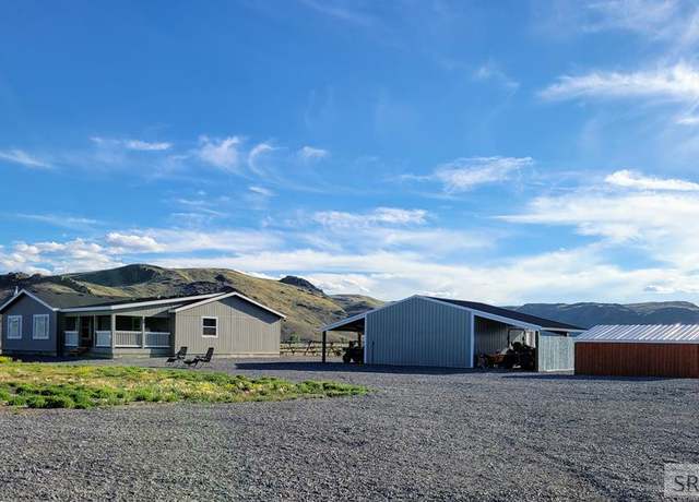 Property at 5897 W Remington Ridge Rd, Mackay, ID 83251, 4 beds, 3 baths